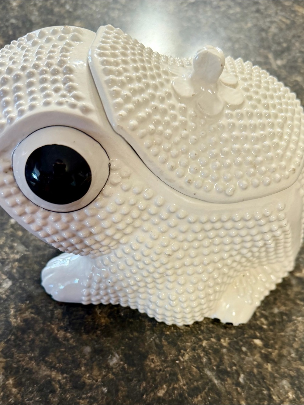 Vintage Italian ceramic hobnail frog cachepot with lid